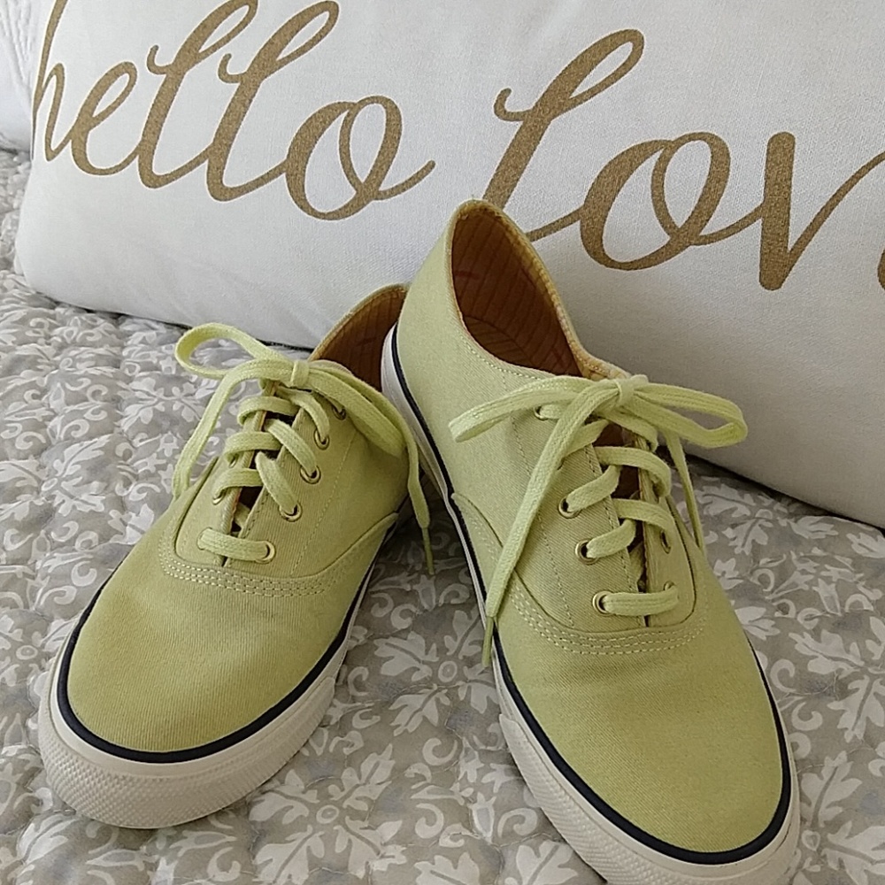 Like New Sperry